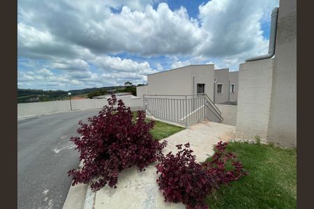 Casa de condomínio para alugar com 58m², 2 quartos e 1 vagaCondomínio