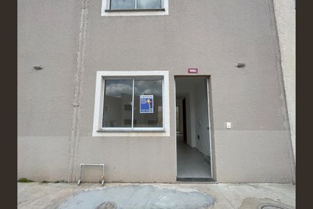 Casa de condomínio para alugar com 58m², 2 quartos e 1 vagaFachada