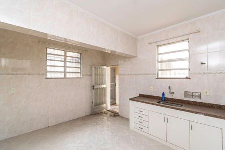 Casa à venda com 84m², 3 quartos e sem vaga Casa à venda com 84m², 3 quartos e sem vagaCozinha