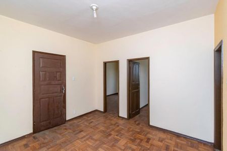 Casa à venda com 84m², 3 quartos e sem vaga Casa à venda com 84m², 3 quartos e sem vagaSala