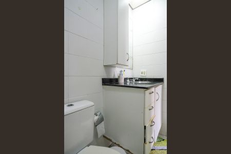 Apartamento à venda com 75m², 2 quartos e 1 vagaBanheiro da suíte