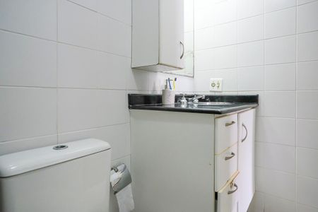 Apartamento à venda com 75m², 2 quartos e 1 vagaBanheiro da suíte