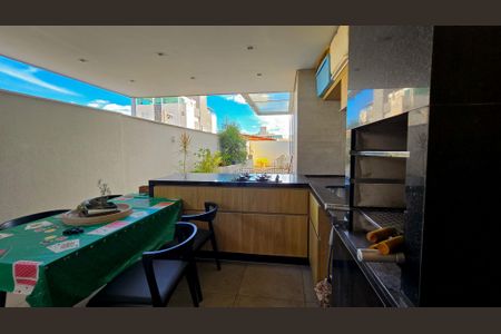 Apartamento à venda com 142m², 3 quartos e 2 vagas