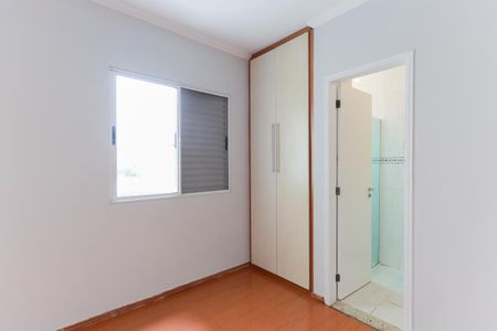 Casa de condomínio à venda com 161m², 3 quartos e 3 vagas Casa de condomínio à venda com 161m², 3 quartos e 3 vagasSuíte