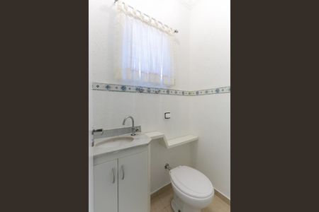 Casa de condomínio à venda com 161m², 3 quartos e 3 vagas Casa de condomínio à venda com 161m², 3 quartos e 3 vagasLavabo