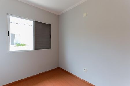 Casa de condomínio à venda com 161m², 3 quartos e 3 vagas Casa de condomínio à venda com 161m², 3 quartos e 3 vagasQuarto 1