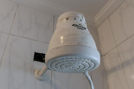 Casa de condomínio à venda com 161m², 3 quartos e 3 vagas Casa de condomínio à venda com 161m², 3 quartos e 3 vagasBanheiro