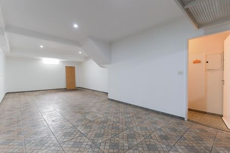 Casa de condomínio à venda com 161m², 3 quartos e 3 vagas Casa de condomínio à venda com 161m², 3 quartos e 3 vagasGaragem