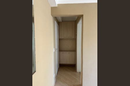 Sala/Corredor de apartamento para alugar com 2 quartos, 45m² em Vila Homero Thon, Santo André