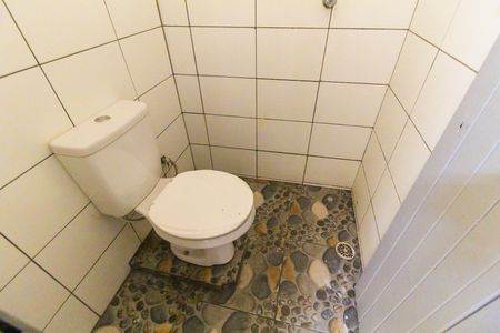 Casa para alugar com 55m², 1 quarto e sem vaga Casa para alugar com 55m², 1 quarto e sem vagaBanheiro de Serviço