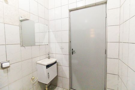 Casa para alugar com 55m², 1 quarto e sem vaga Casa para alugar com 55m², 1 quarto e sem vagaBanheiro