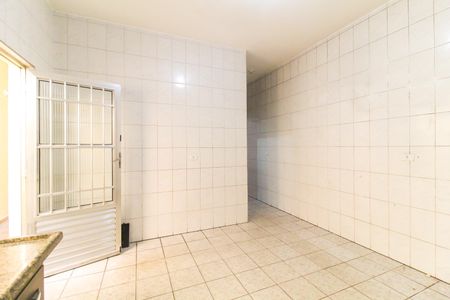 Casa para alugar com 55m², 1 quarto e sem vaga Casa para alugar com 55m², 1 quarto e sem vagaCozinha