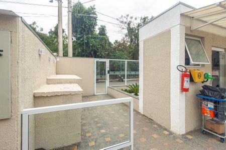 Apartamento para alugar com 50m², 2 quartos e 1 vagaEntrada