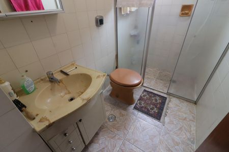 Banheiro de apartamento à venda com 2 quartos, 55m² em Jaguaribe, Osasco