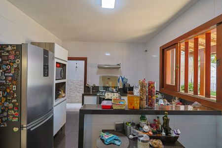 Casa à venda com 310m², 4 quartos e 4 vagas