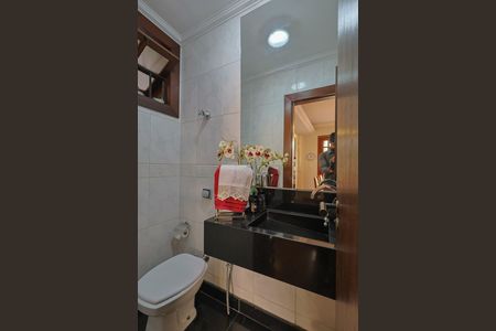 Casa à venda com 310m², 4 quartos e 4 vagas