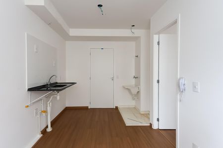 sala  de apartamento para alugar com 1 quarto, 24m² em Paraíso do Morumbi, São Paulo