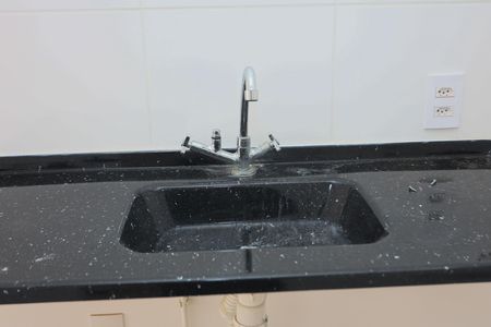 Cozinha de apartamento para alugar com 1 quarto, 24m² em Paraíso do Morumbi, São Paulo