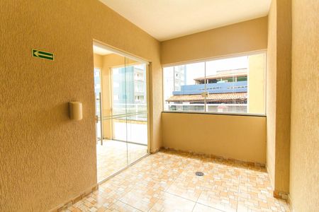 Apartamento para alugar com 47m², 2 quartos e 1 vaga Apartamento para alugar com 47m², 2 quartos e 1 vagaÁrea comum - Salão de festas