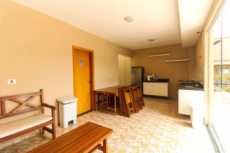 Apartamento para alugar com 47m², 2 quartos e 1 vaga Apartamento para alugar com 47m², 2 quartos e 1 vagaÁrea comum - Salão de festas