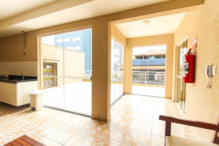 Apartamento para alugar com 47m², 2 quartos e 1 vaga Apartamento para alugar com 47m², 2 quartos e 1 vagaÁrea comum - Salão de festas