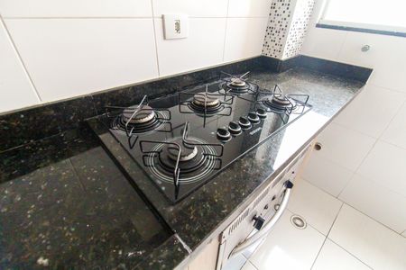 Apartamento para alugar com 47m², 2 quartos e 1 vaga Apartamento para alugar com 47m², 2 quartos e 1 vagaCozinha e Área de Serviço
