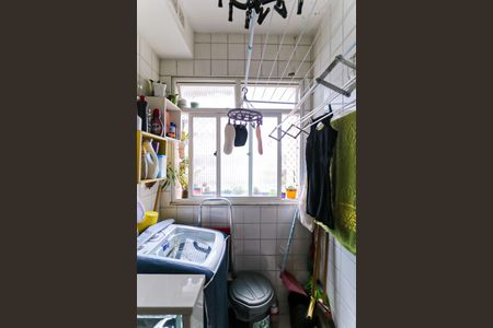 Apartamento à venda com 67m², 3 quartos e 1 vagaÁrea de Serviço