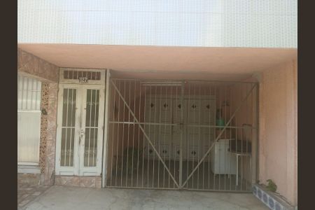 Casa de condomínio à venda com 103m², 3 quartos e 2 vagas Casa de condomínio à venda com 103m², 3 quartos e 2 vagasGaragem