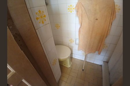 Casa de condomínio à venda com 103m², 3 quartos e 2 vagas Casa de condomínio à venda com 103m², 3 quartos e 2 vagasBanheiro