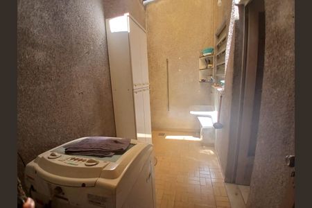 Casa de condomínio à venda com 103m², 3 quartos e 2 vagas Casa de condomínio à venda com 103m², 3 quartos e 2 vagasÁrea de serviço