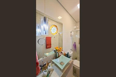 Apartamento para alugar com 100m², 3 quartos e 1 vagaBanheiro da Suíte