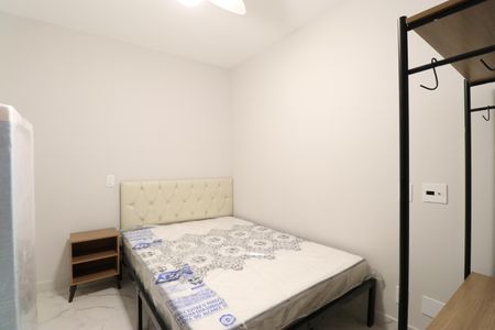 Sala/Quarto/Cozinha de apartamento para alugar com 1 quarto, 16m² em Barra Funda, São Paulo