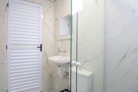 Banheiro de kitnet/studio para alugar com 1 quarto, 30m² em Barra Funda, São Paulo