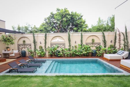 Casa à venda com 329m², 3 quartos e 5 vagas Casa à venda com 329m², 3 quartos e 5 vagasÁrea comum - Piscina