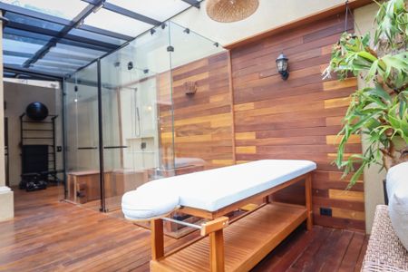 Casa à venda com 329m², 3 quartos e 5 vagas Casa à venda com 329m², 3 quartos e 5 vagasarea de massagem