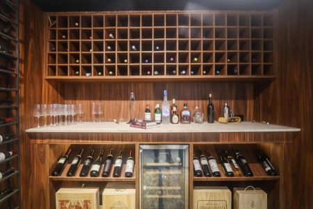 Casa à venda com 329m², 3 quartos e 5 vagas Casa à venda com 329m², 3 quartos e 5 vagasBar