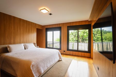 Casa à venda com 329m², 3 quartos e 5 vagas Casa à venda com 329m², 3 quartos e 5 vagasSuite 2