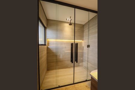 Casa à venda com 329m², 3 quartos e 5 vagas Casa à venda com 329m², 3 quartos e 5 vagasBanheiro da Suite