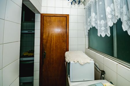 Apartamento à venda com 65m², 3 quartos e 1 vagaÁrea de Serviço