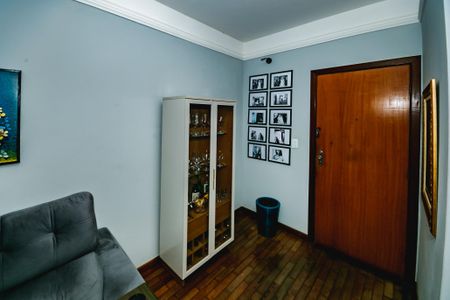 Apartamento à venda com 3 quartos, 65m² em Rio Branco, Belo Horizonte