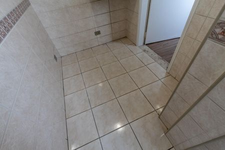 Apartamento à venda com 116m², 2 quartos e 1 vaga Apartamento à venda com 116m², 2 quartos e 1 vagaHall da Cozinha