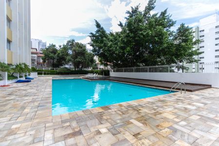 Apartamento à venda com 116m², 2 quartos e 1 vaga Apartamento à venda com 116m², 2 quartos e 1 vagaPiscina