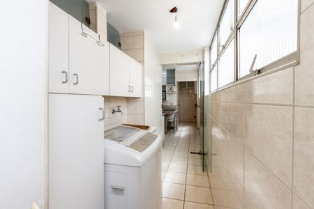 Apartamento à venda com 116m², 2 quartos e 1 vaga Apartamento à venda com 116m², 2 quartos e 1 vagaÁrea de Serviço