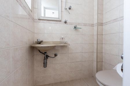 Apartamento à venda com 116m², 2 quartos e 1 vaga Apartamento à venda com 116m², 2 quartos e 1 vagaBanheiro de Serviço