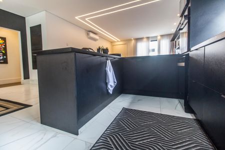 Casa de condomínio à venda com 280m², 4 quartos e 4 vagasCozinha