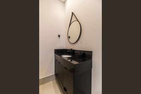 Casa de condomínio à venda com 280m², 4 quartos e 4 vagasBanheiro da Suíte