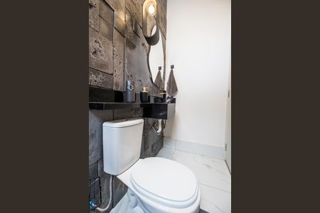 Casa de condomínio à venda com 280m², 4 quartos e 4 vagasBanheiro da Suíte