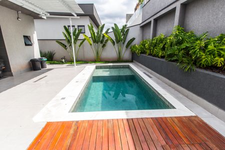 Casa de condomínio à venda com 280m², 4 quartos e 4 vagasPiscina