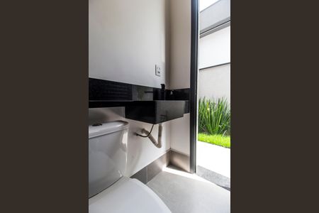 Casa de condomínio à venda com 280m², 4 quartos e 4 vagasBanheiro