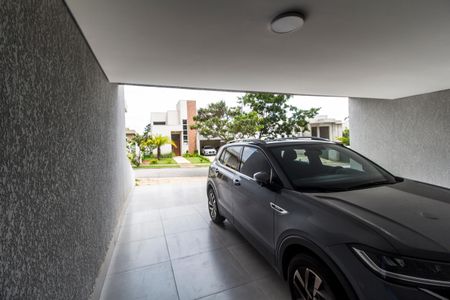 Casa de condomínio à venda com 280m², 4 quartos e 4 vagasGaragem